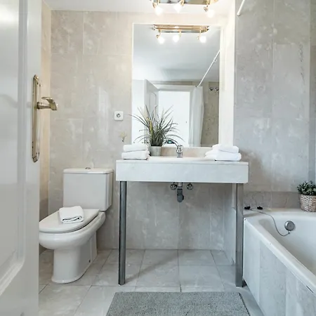 Sam65i 2 Bed Penthouse In Nueva Andalucia Apartment *