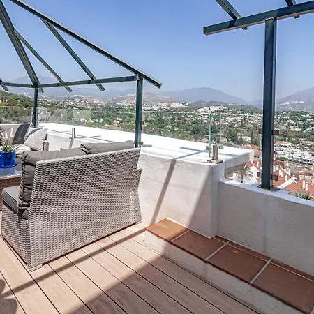 Sam65i 2 Bed Penthouse In Nueva Andalucia Apartment
