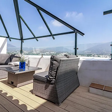 Sam65i 2 Bed Penthouse In Nueva Andalucia * Marbella