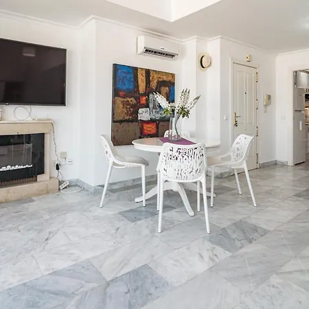 Sam65i 2 Bed Penthouse In Nueva Andalucia Apartment *