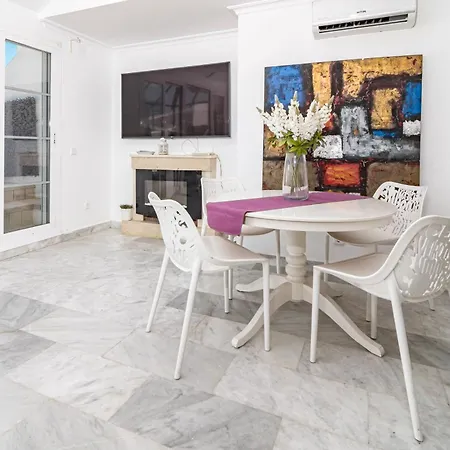 Sam65i 2 Bed Penthouse In Nueva Andalucia Apartment *