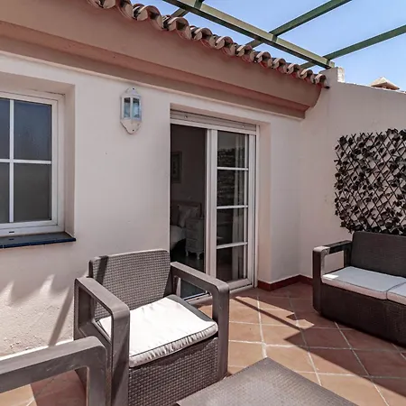 Sam65i 2 Bed Penthouse In Nueva Andalucia *